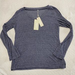 🍓NEW Simpeel Long Sleeved Ribbed Shirt (M)